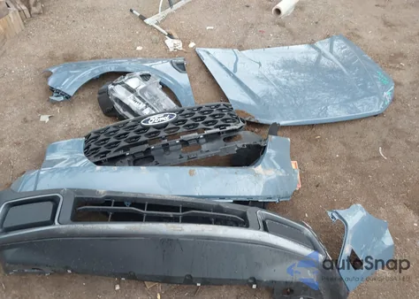 2025 Ford Maverick Xlt z USA, uszkodzony, nr VIN 3FTTW8J37SRB49253